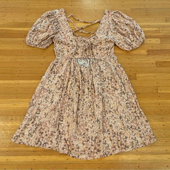 Sky & Sparrow pink floral short sleeve open cross back dress - Picture 2 of 6